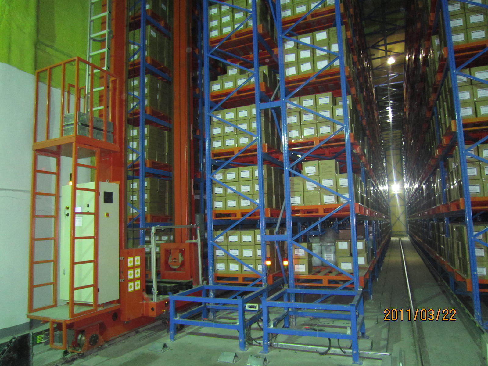 Customized Industrial Steel Storage Racks , Heavy Duty Shop Shelving 3000 Kg Max
