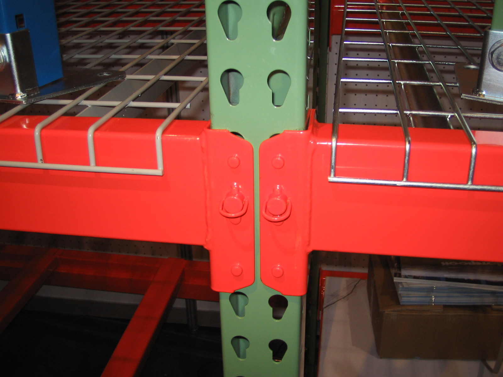 Personalized Drive In Heavy Duty Pallet Racking , Factory Metal Storage Shelves